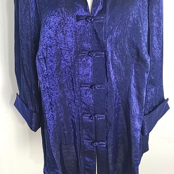 Sara Michelle Metallic Dark Blue Blouse, 5 Brandenburg Button Fasteners,Size 1X - Picture 3 of 7